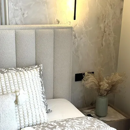 Apartment Near Hospital Clinics