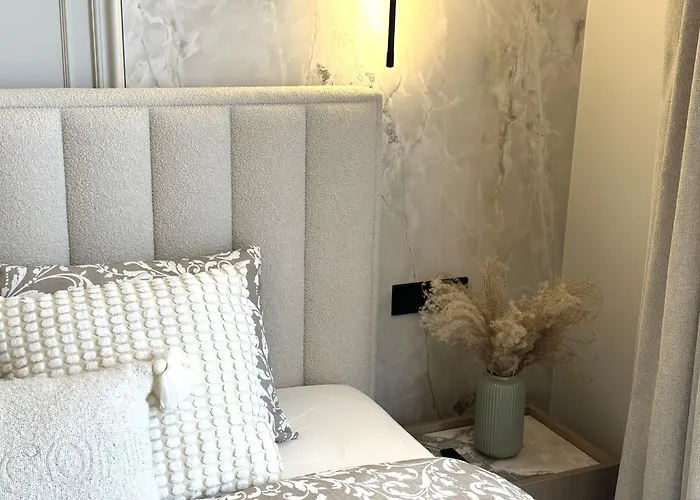 Apartment Near Hospital Clinics